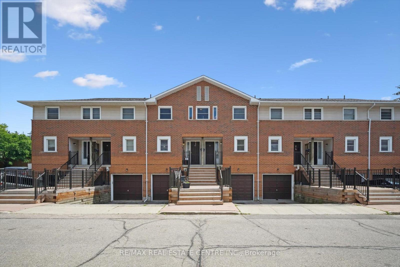 17 - 465 BEECHWOOD PLACE|Waterloo, Ontario N2T2N8