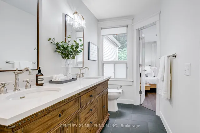 Additional image 23 of 634 Woodbine Ave