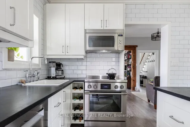 Additional image 16 of 132 Park St