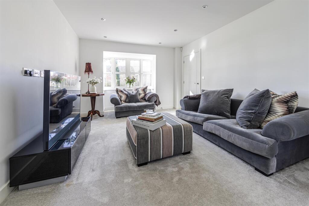 Additional image 4 of Cane Drive, Bricket Wood, St. Albans