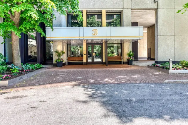 Additional image 3 of 33 Harbour Sq Unit 1032