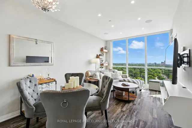 Additional image 7 of 1 Valhalla Inn Rd Unit 2101