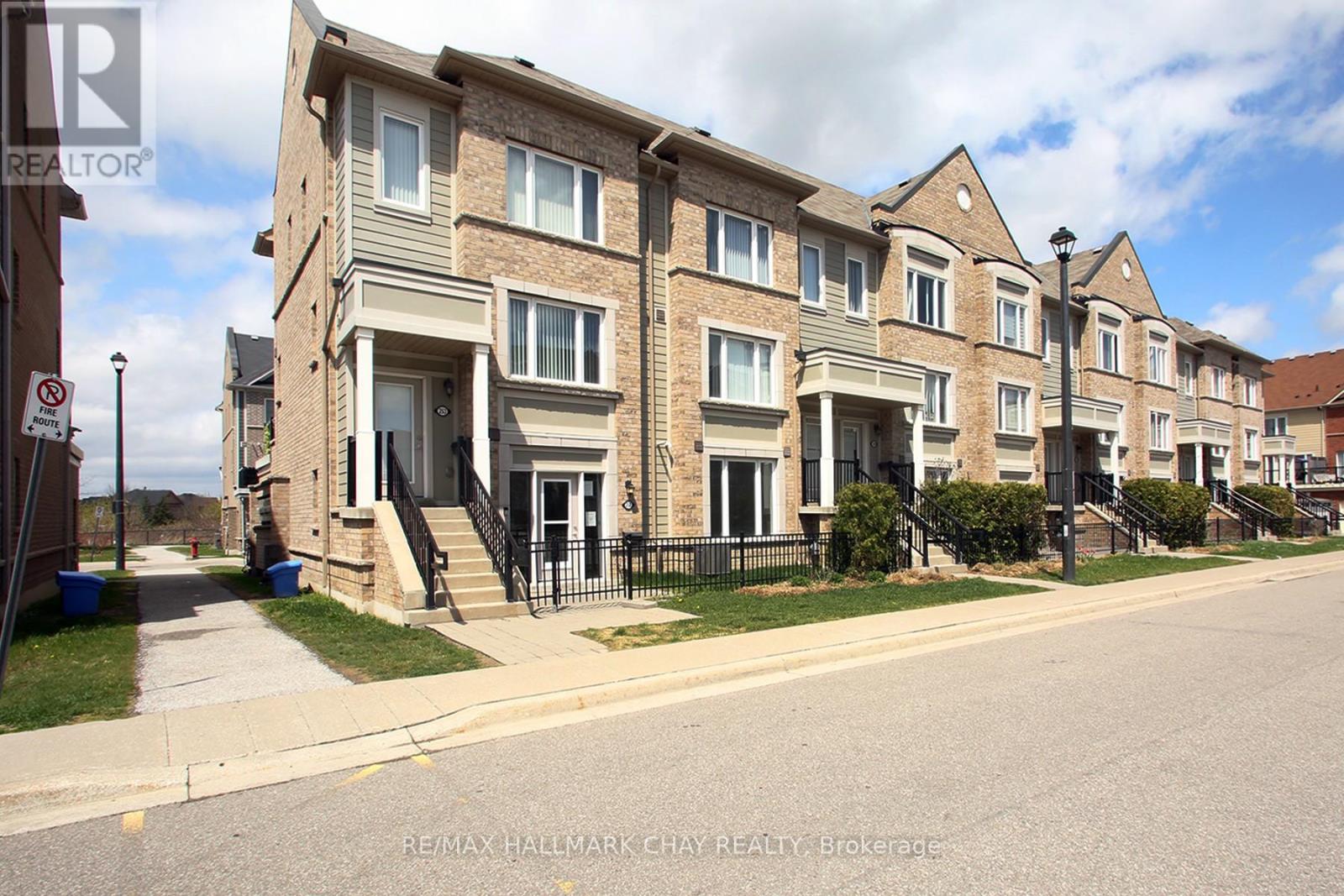 252 - 250 SUNNY MEADOW BOULEVARD|Brampton (Sandringham-Wellington), Ontario L7R3Y6