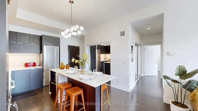 房产图片 5 - 55 Regent Park Blvd 单元415