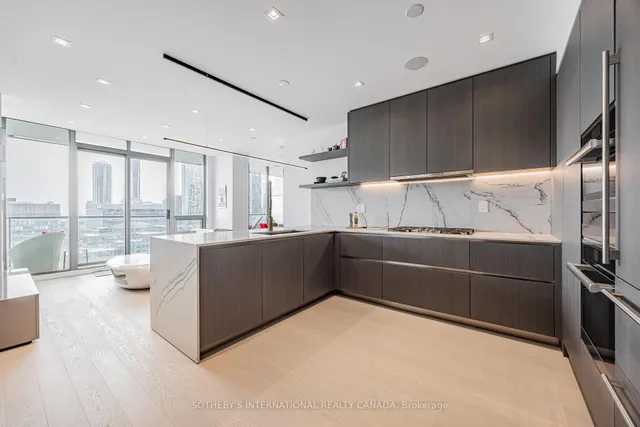 Additional image 8 of 33 Lombard St Unit 2609