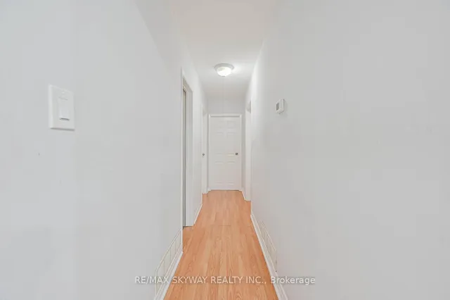 Additional image 24 of 20 Terra Cotta Cres