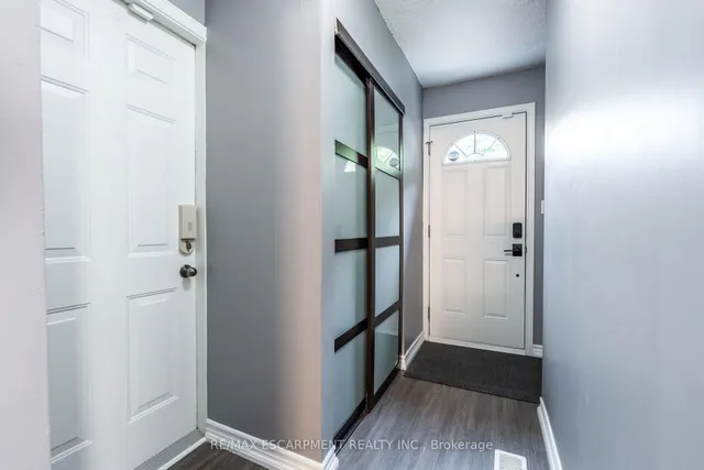 Additional image 4 of 1350 Limeridge Rd Unit 42