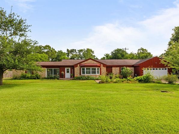 6435 N Haywood Dr, Houston, TX 77061