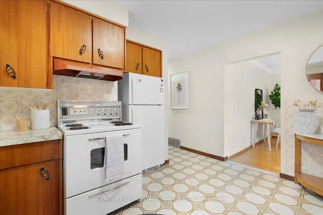 Additional image 20 of 124 Tisdale St