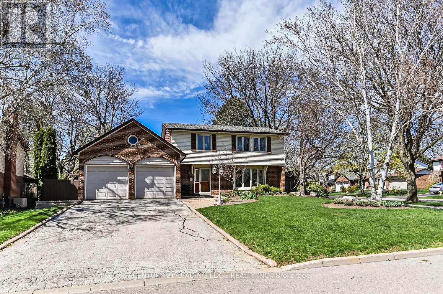 Property image for 50 SIR GAWAINE PLACE|Markham (Markham Village), Ontario L3P3A2