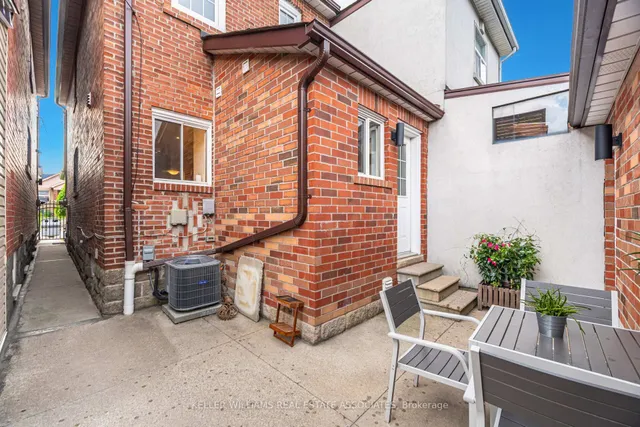 Additional image 32 of 561 Oakwood Ave