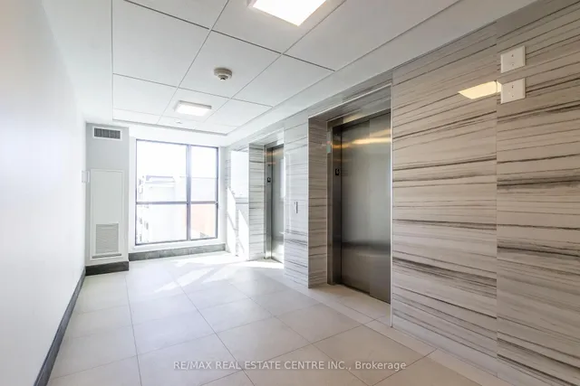 房产图片 9 - 340 Plains Rd 单元 611