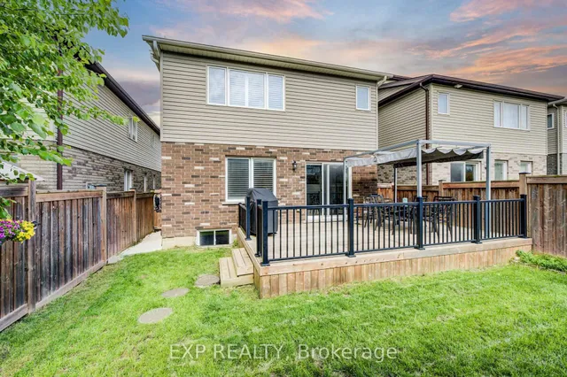 Additional image 39 of 403 Moorlands Cres