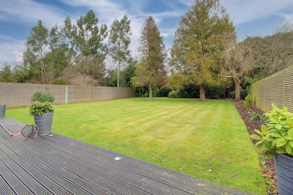 Additional image 7 of Pine Grove, Brookmans Park