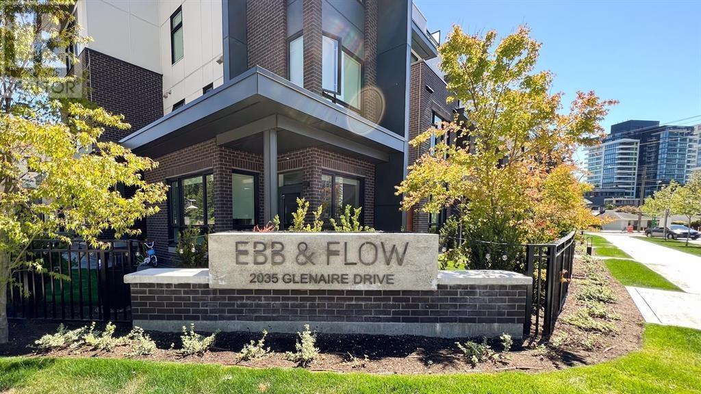 245 2035 GLENAIRE DRIVE|North Vancouver, British Columbia V7P1Y2