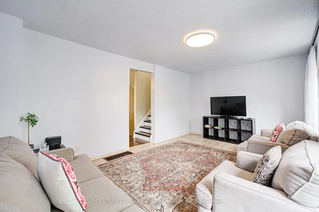 Additional image 12 of 25 Collinsgrove Rd Unit 109