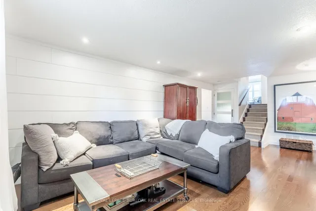 Additional image 30 of 2217 Lancaster Cres