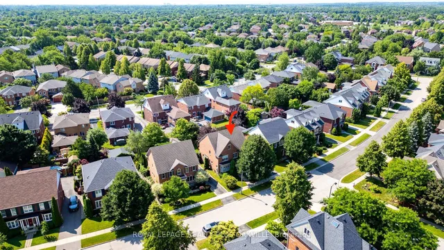 Additional image 49 of 232 Lexington Rd