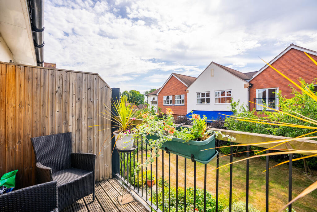 Additional image 14 of Wordsworth Close, Kings Park, St. Albans, Hertfordshire, AL3