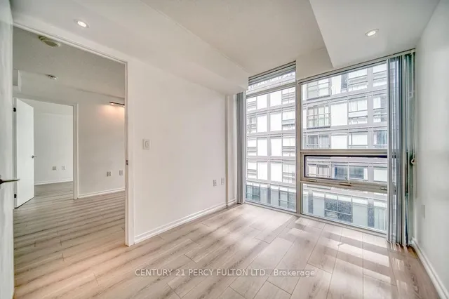 Additional image 23 of 36 Lisgar St Unit 1805W