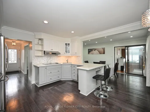 Additional image 18 of 2 Aintree Cres