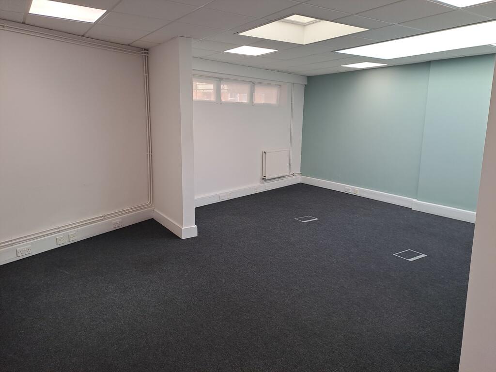 Additional image 6 of 15-17 The Broadway (Ground Floor), Hatfield, Hertfordshire, AL9 5HZ
