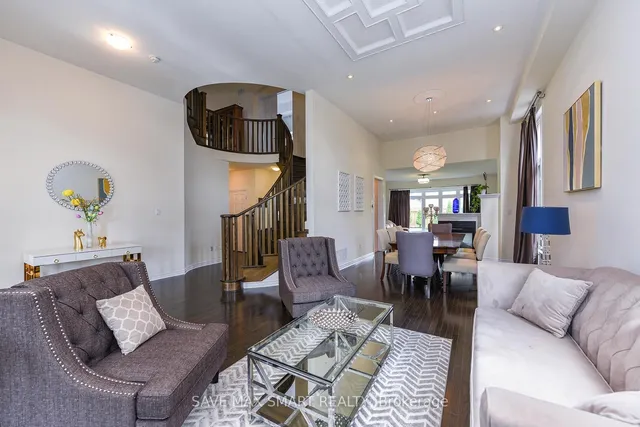 Additional image 6 of 13 Royal west Dr