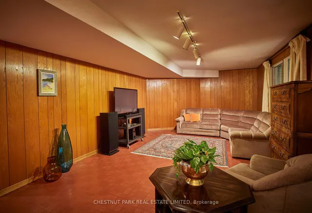 Additional image 25 of 252 Otonabee Ave