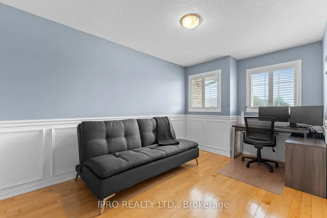 房产图片 25 - 42 Meadow Wood Cres