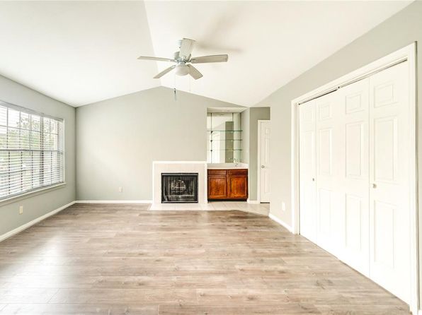 14600 Fonmeadow Dr APT 201, Houston, TX 77035