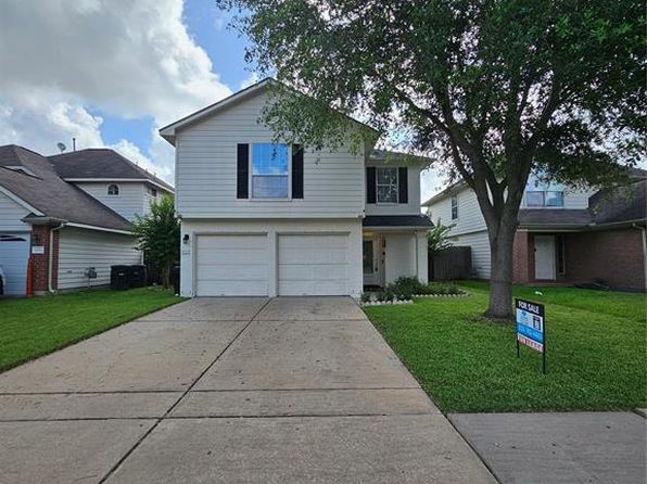 9207 Dairy View Ln, Houston, TX 77099