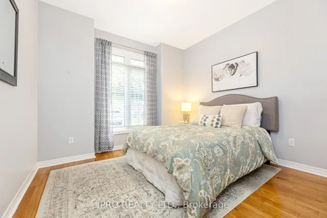 Additional image 17 of 165 Chandos Dr Unit 18