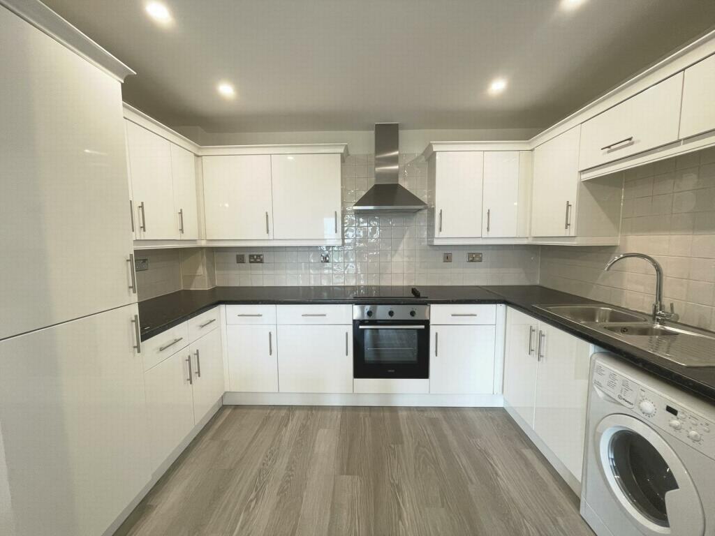 Additional image 3 of Parkhouse Court, Hatfield, AL10