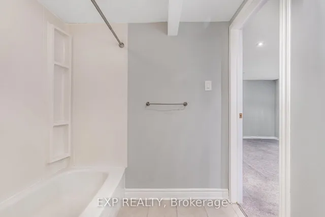 Additional image 19 of 653 Elliott Cres