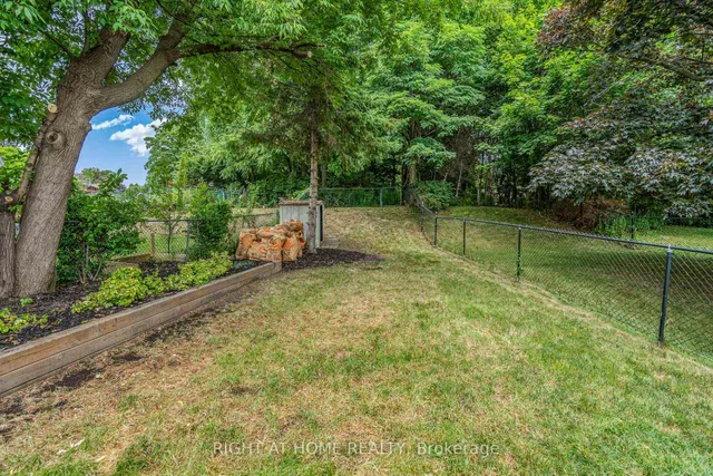 Additional image 41 of 55 Midland Ave