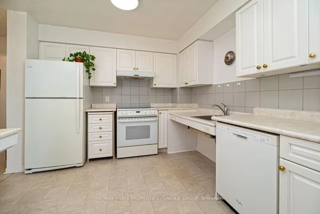 Additional image 9 of 39 Parliament St Unit 314