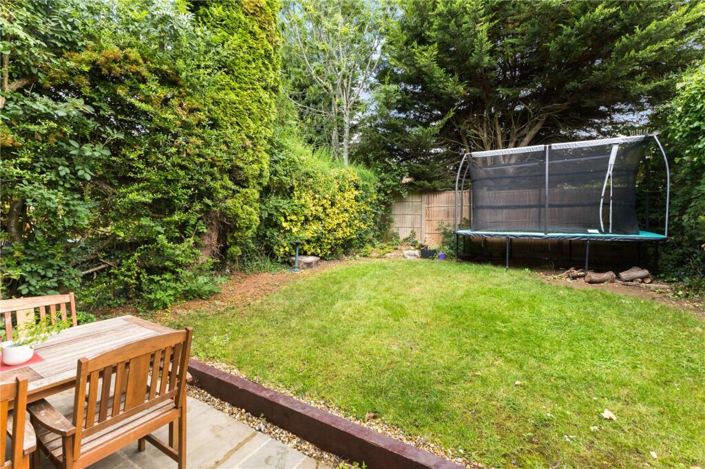 Additional image 18 of Welbeck Rise, Harpenden, Hertfordshire, AL5