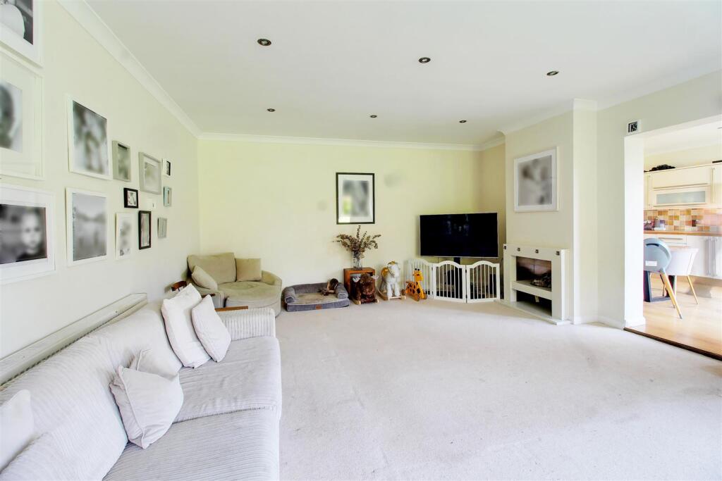 Additional image 3 of Mymms Drive, Brookmans Park