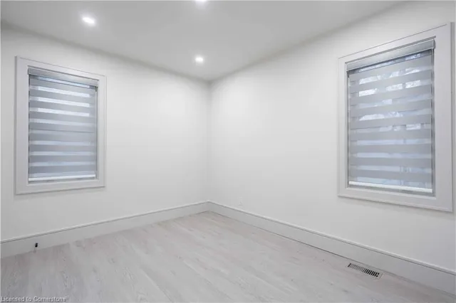 Additional image 17 of 104 Second St Unit UPPER