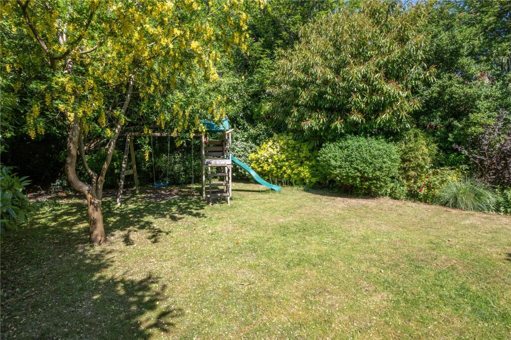 Additional image 31 of Grove Avenue, Moseley, Birmingham, B13