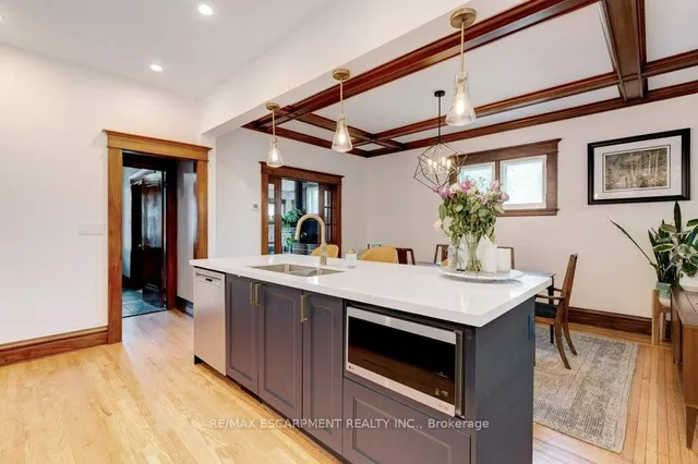 Additional image 14 of 176 Sherman Ave