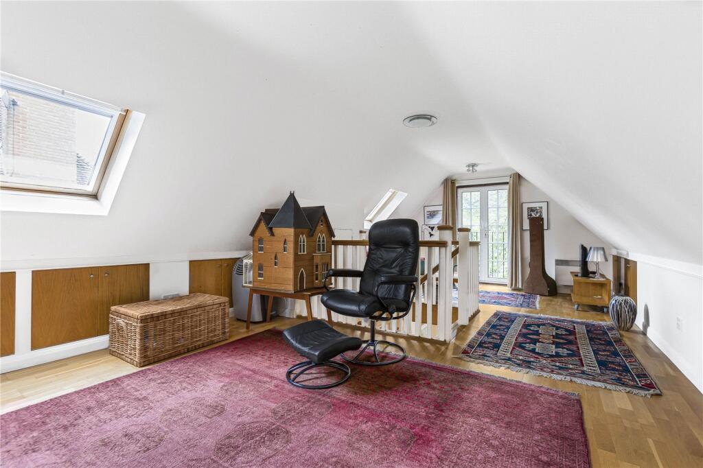 Additional image 37 of Kentish Lane, Brookmans Park, Hertfordshire, AL9