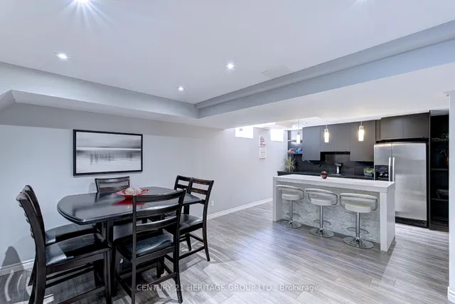 Additional image 30 of 1406 Marshall Cres