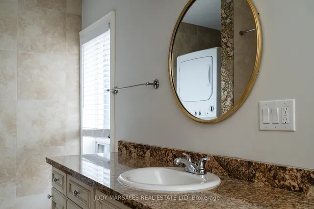 Additional image 22 of 29 Case St