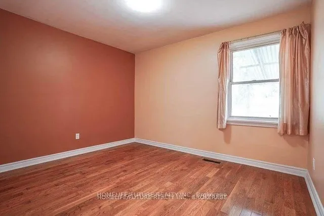 Additional image 3 of 4 Gully Dr