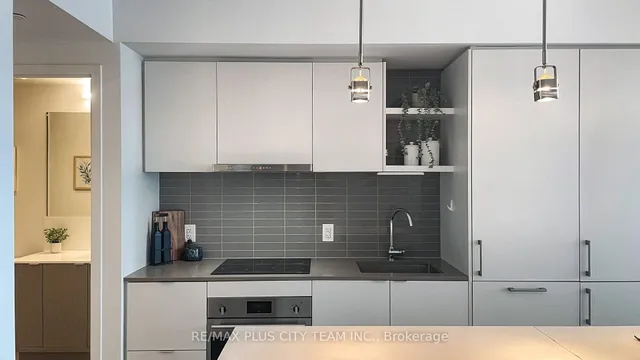 Additional image 8 of 100 Harbour St Unit 5406