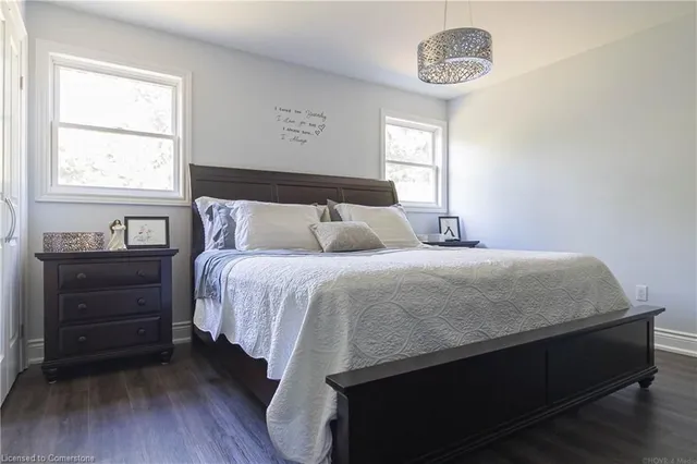 Additional image 13 of 2390 Sinclair Cir