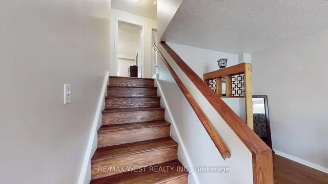 Additional image 15 of 12 Franson Cres