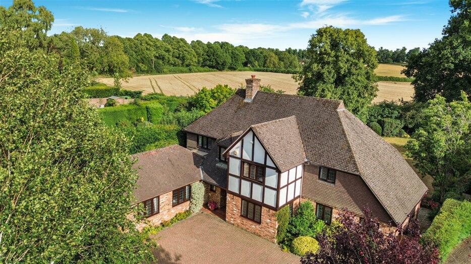 Park Avenue South, Harpenden, AL5