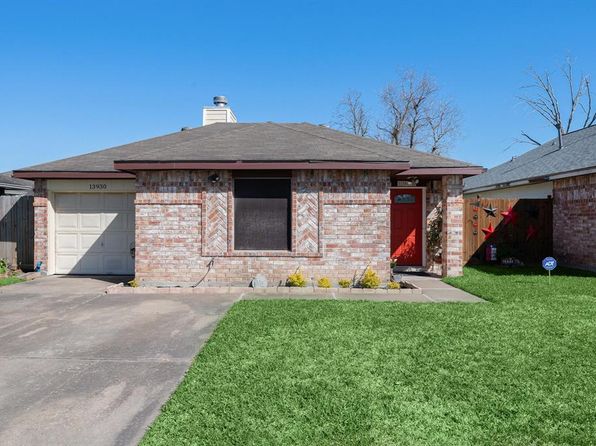 13930 Bonnercrest Dr, Houston, TX 77083
